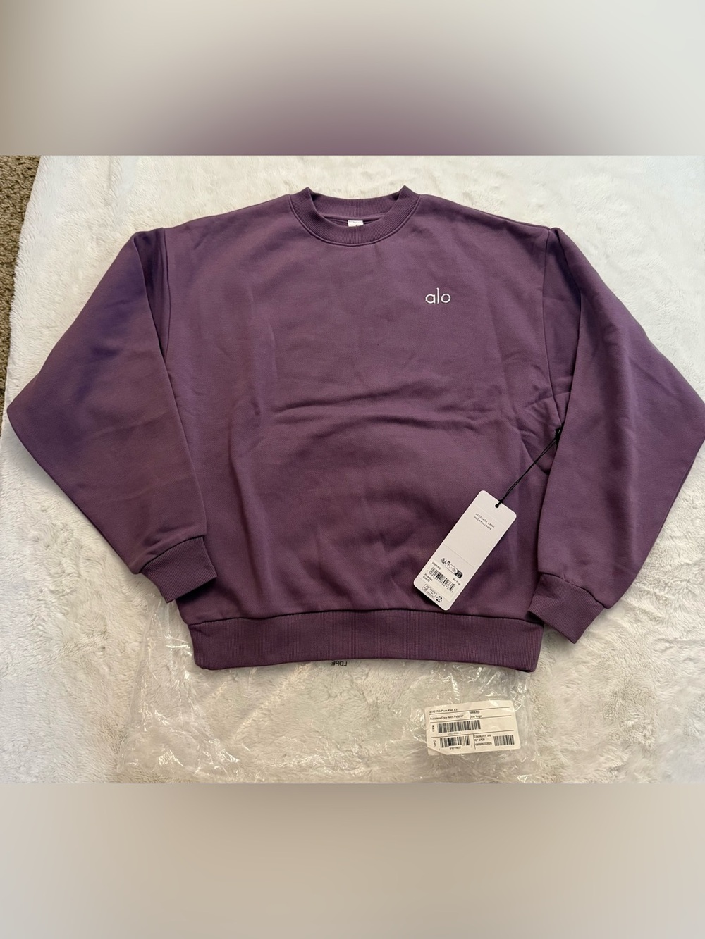 Alo Accolade Crewneck Sweatshirt in Plum Kiss XS NWT
